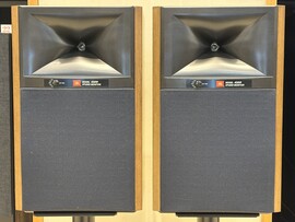 JBL 4309WAL