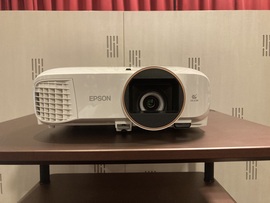 EPSON　EH-TW5750